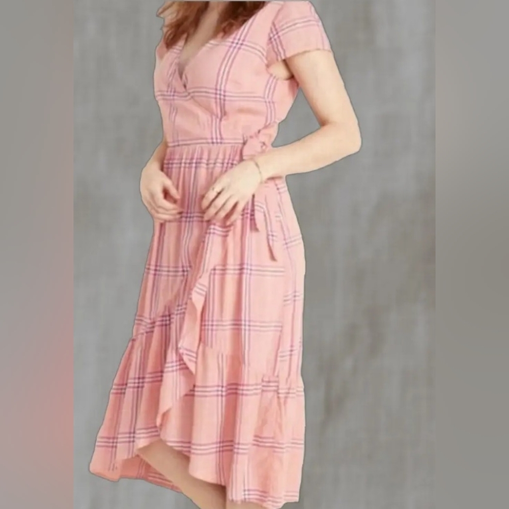 Old Navy Faux Wrap Dress - Midi - Ruffled Hem - Peach Pink Plaid - Size M